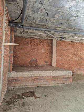 Local comercial en alquiler en Eixample Nord – La Devesa en Girona