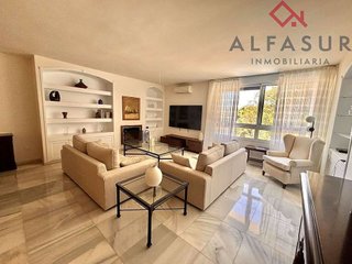 Chalet en alquiler en Cerrado Calderón - El Morlaco en Málaga
