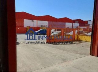 Nave industrial en venta en Puebla del Río (La)