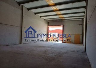Nave industrial en venta en Puebla del Río (La)