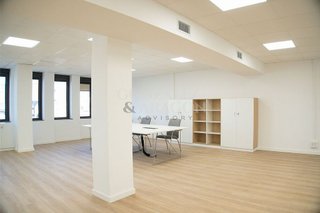 Oficina en alquiler en La Dreta de l'Eixample en Barcelona