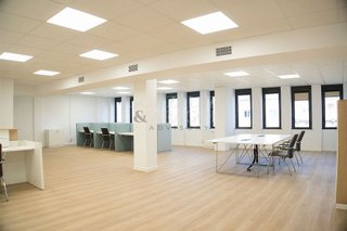 Oficina en alquiler en La Dreta de l'Eixample en Barcelona