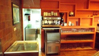 Local comercial en venta en Puerto Marina en Benalmádena
