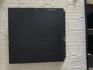 Consola PS4 Negra + 9 Juegos