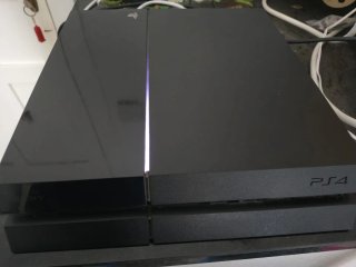 Consola PS4 Negra + 9 Juegos