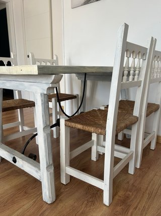 Mesa rústica madera maciza y 4 sillas
