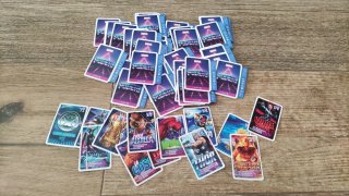43 sobres cerrados + 12 cromos Marvel