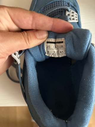 Zapatillas Jordan 4 Azul y Blanco