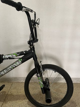 Bici BMX Freestyle Negra