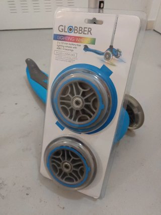 Ruedas Luminosas Globber 121mm ABEC 5
