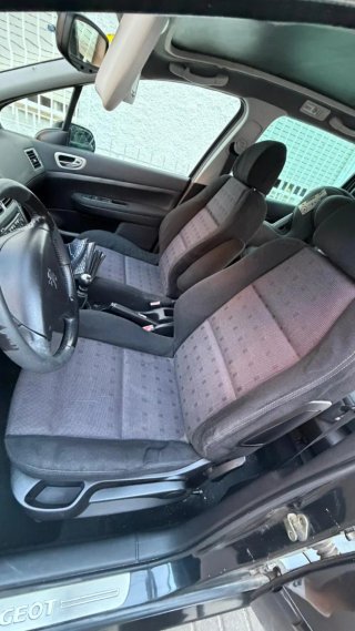 Peugeot 307 2004