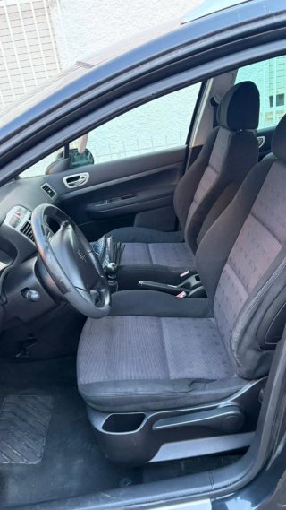 Peugeot 307 2004