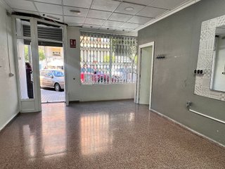 Local comercial en alquiler en Petrer