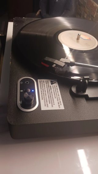 Giradischi JAM SPUN Nero, bluetooth senza coperchio