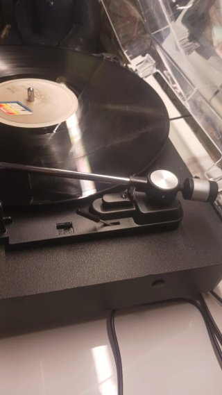 Giradischi JAM SPUN Nero, bluetooth senza coperchio