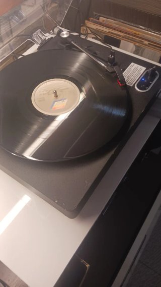 Giradischi JAM SPUN Nero, bluetooth senza coperchio