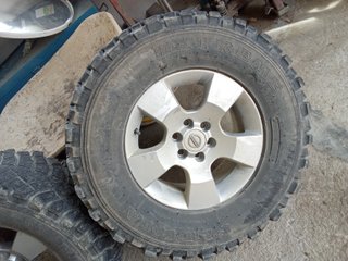 Cubiertas y llantas 4x4