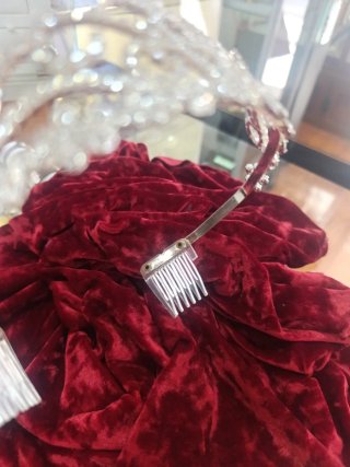 Tiaras de pelo plateadas