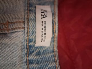 Zara Pantaloncini Jeans Blu Strappati