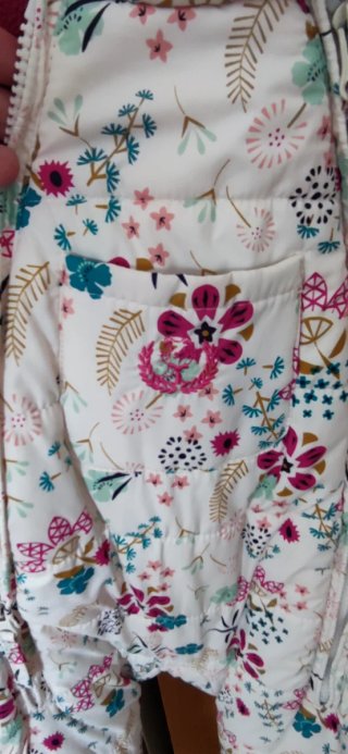 Buzo nieve bebé estampado floral