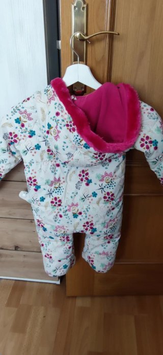 Buzo nieve bebé estampado floral