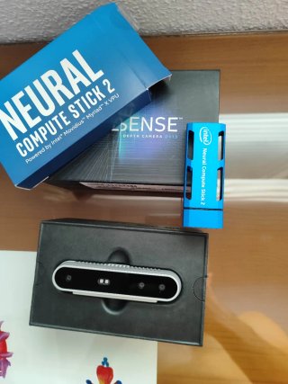 Kit Intel RealSense D415 + Neural Compute Stick 2