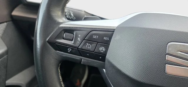 SEAT Leon desde 270€/mes sin entrada en Vic (BCN)