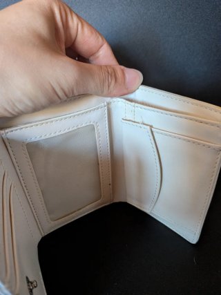 Cartera juvenil con llavero de rana