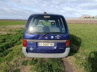 Nissan Serena 1996