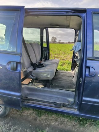 Nissan Serena 1996
