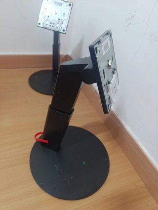 Soporte TV negro base redonda