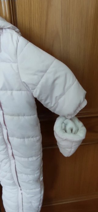 Buzo de nieve para bebé rosa