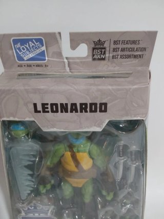 Figura Leonardo TMNT BST AXN