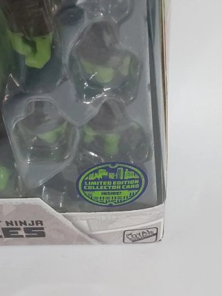 Figura Leonardo TMNT BST AXN