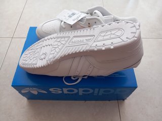 Zapatillas Adidas Rivalry Low GX2272 Blancas