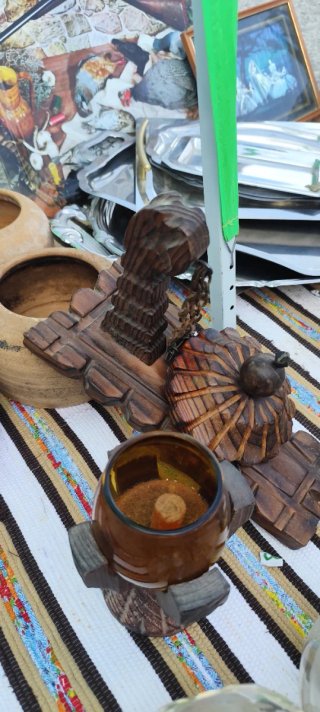 Candeliere in legno da parete