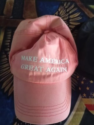 Lote 2 Gorras Trump y MAGA