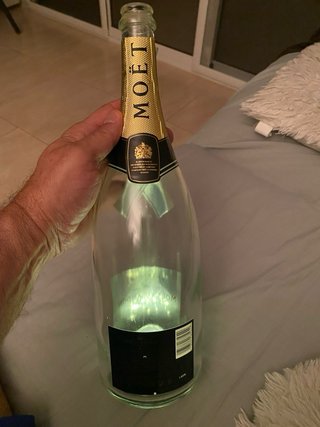 Botella decorativa luminosa, con luz integrada