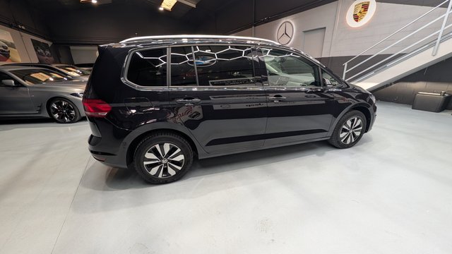 VOLKSWAGEN Touran 2.0 TDI DSG2024