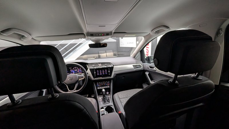 Volkswagen Touran ADVANCE 2.0 TDI DSG 2024, foto 17