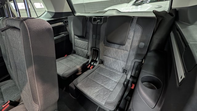 VOLKSWAGEN Touran 2.0 TDI DSG2024