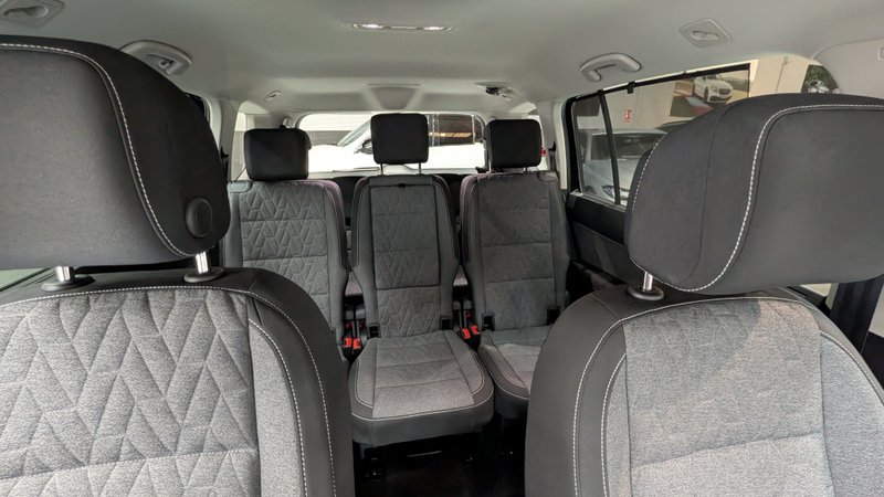 Volkswagen Touran ADVANCE 2.0 TDI DSG 2024, foto 33