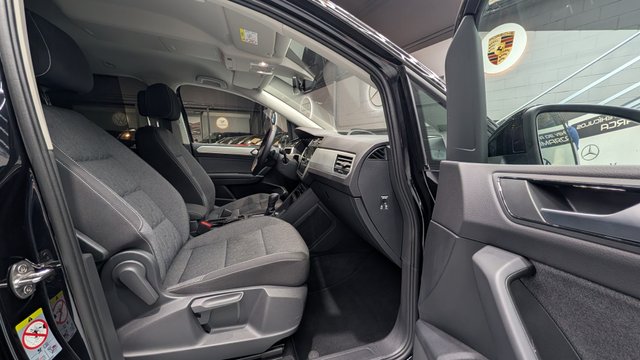 VOLKSWAGEN Touran 2.0 TDI DSG2024