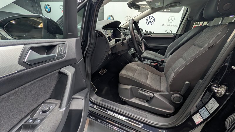 Volkswagen Touran ADVANCE 2.0 TDI DSG 2024, foto 9