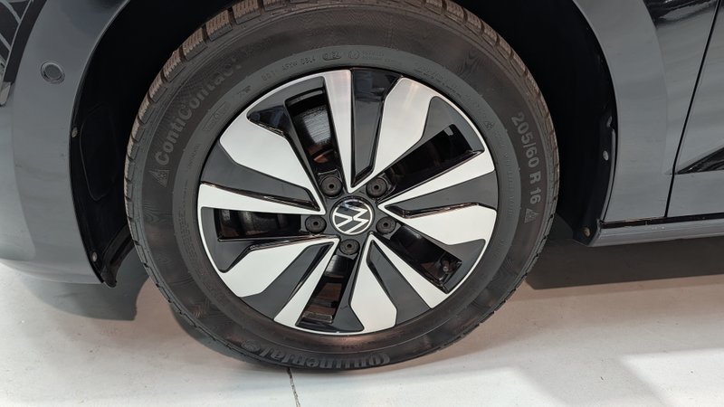 Volkswagen Touran ADVANCE 2.0 TDI DSG 2024, foto 47