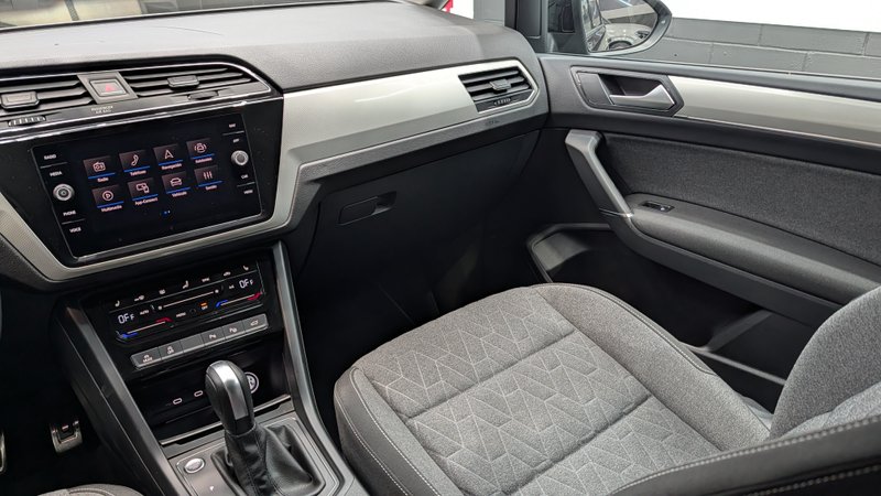 Volkswagen Touran ADVANCE 2.0 TDI DSG 2024, foto 15