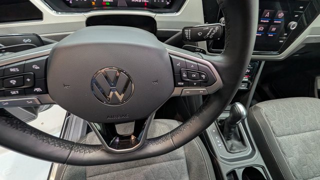 VOLKSWAGEN Touran 2.0 TDI DSG2024