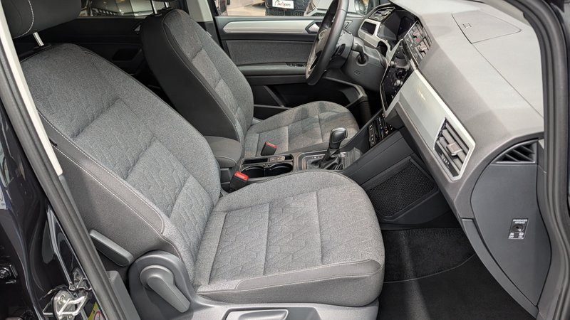 Volkswagen Touran ADVANCE 2.0 TDI DSG 2024, foto 26