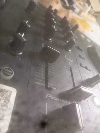 Controlador DJ Pioneer DDJ-FLX4