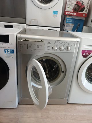 Lavadora Secadora Indesit con Garantía